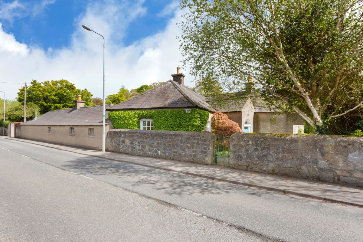 Period Residence for Sale: Dunboyne Lodge, Maynooth Road, Dunboyne, Co. Meath