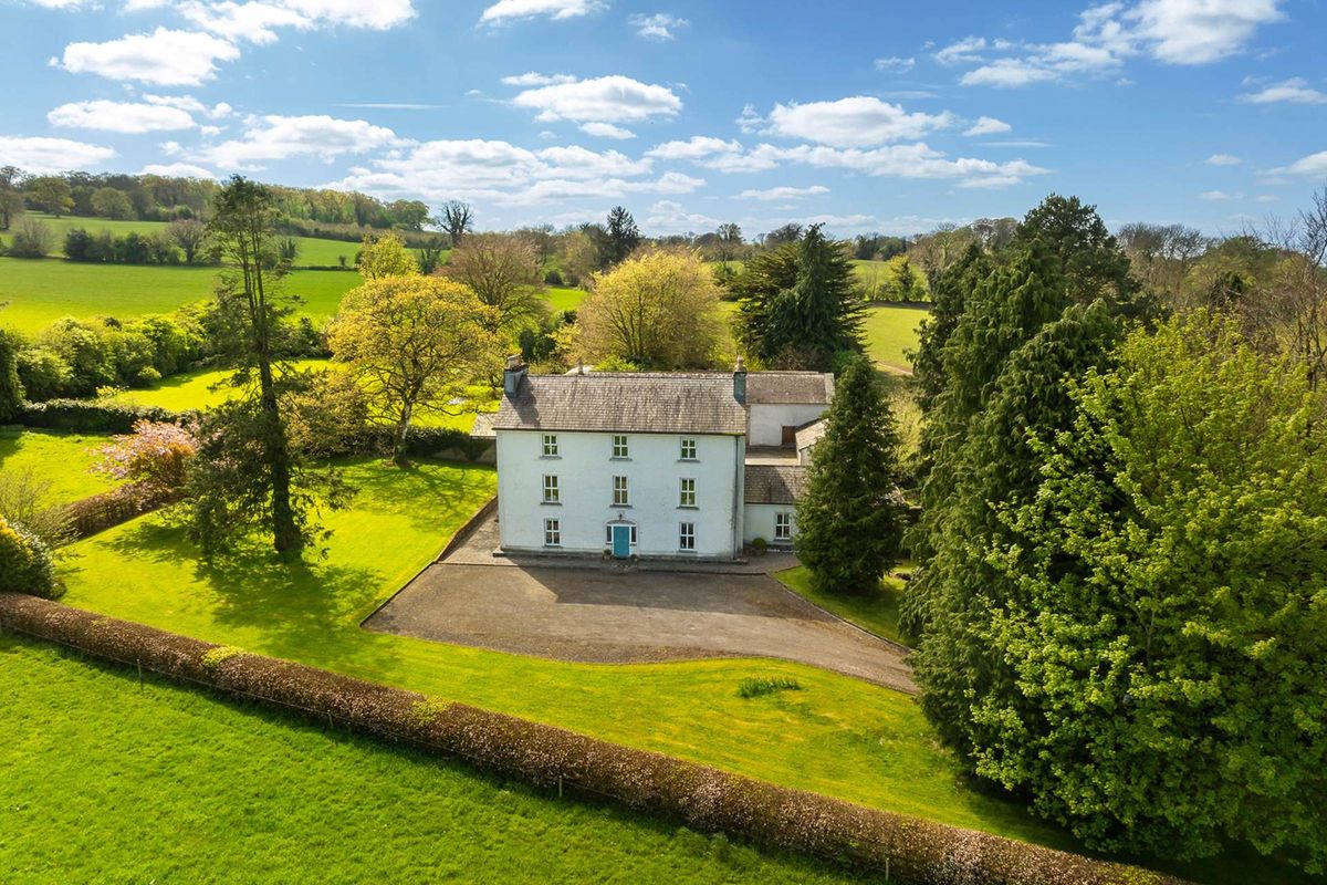 Georgian Residence For Sale: Larch Vale House, Larch Vale, Moneygall, Co. Offaly